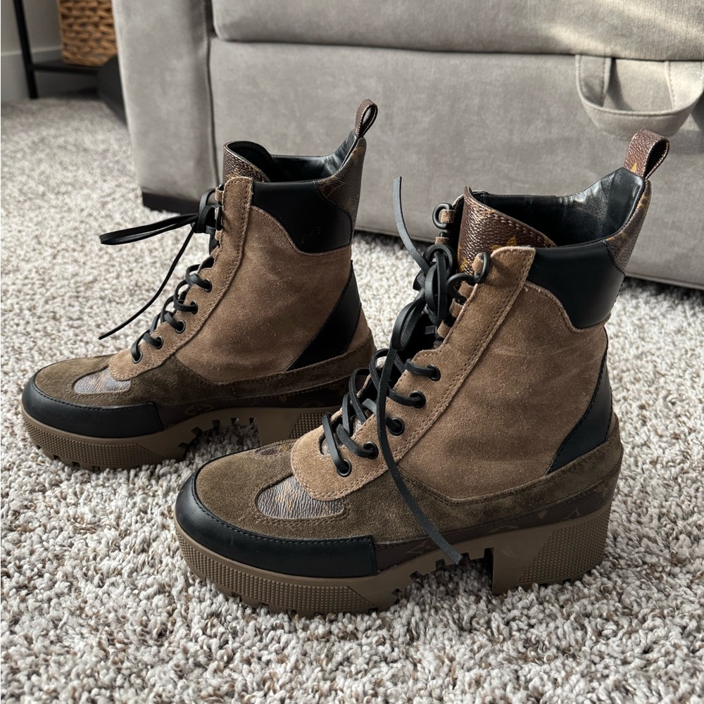 Laureate Platform Desert Boot